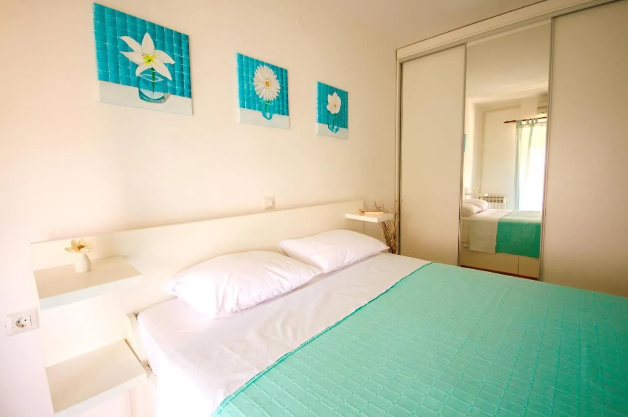 Apartment Ivis Vinkuran Croatia