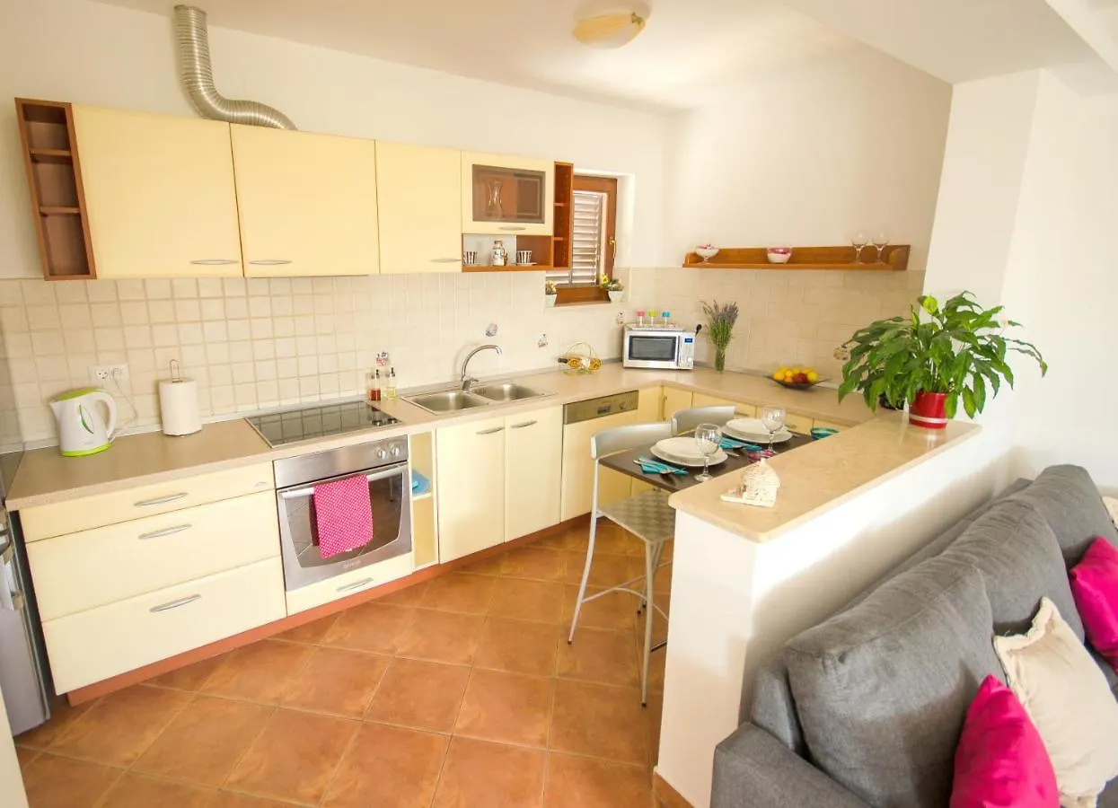 Apartment Ivis Vinkuran