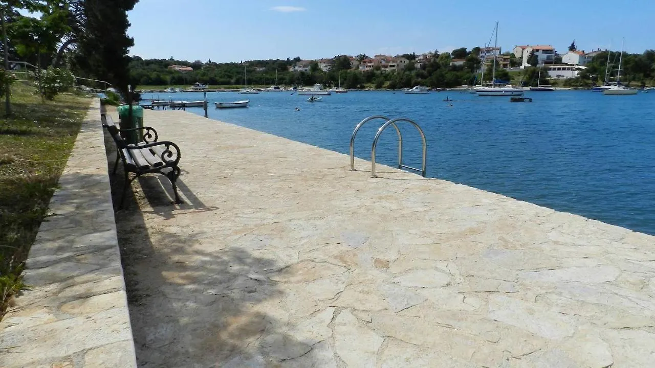 Apartment Ivis Vinkuran